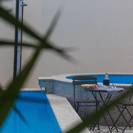 Vele With Pool Дом отдыха *