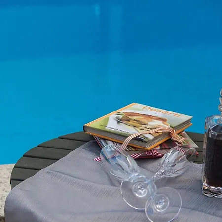 Vele With Pool Σπίτι διακοπών