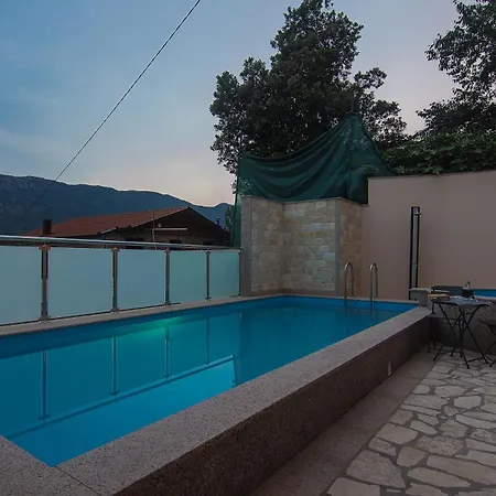 Будинок відпочинку Vele With Pool Vrgorac